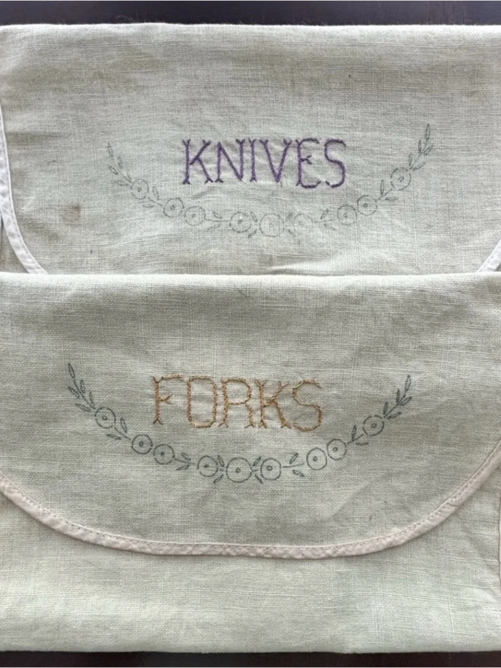 Embroidered Linen Cutlery Pockets - KNIVES & FORKS